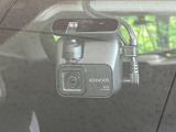【ドライブレコーダー】ドライブレコーダー装備!走行中はもちろん、あおり運転や事故に遭遇した際、映像で記録し、万一のリスクに備えます。※記録用SDカードはお客様ご自身でご準備いただく必要があります。