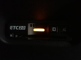 デザインスッキリのビルトイン『ETC』!高速道路の特典はもちろん、キャッシュレスなので料金所では徐行するだけで通過可能です!