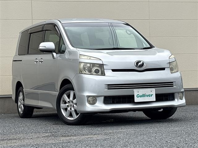 ヴォクシー 2.0 ZS 4WD 修復歴無し