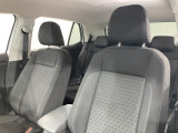 シートは適度な硬さによって長時間の運転でも疲れにくいと定評があります。国産車とは全く違った座り心地ですが、長年培われた欧州の椅子文化をご体感ください。