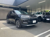 ボディカラーはブラックです。