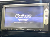 【純正ナビ】人気の純正ナビを装備しております。ナビの使いやすさはもちろん、オーディオ機能も充実!キャンプや旅行はもちろん、通勤や買い物など普段のドライブも楽しくなるはず♪