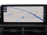 日々の移動をスマートにするナビゲーション。複雑な市街地でも迷いにくく、通勤・買い物にも便利です。毎日使うからこそ、嬉しい装備です。