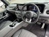 中古車だけではなく、新車も多岐にわたり、正規輸入車販売を行っております。全国選りすぐりの仕入ネットワークの中からあなたにピッタリのお車を探します!