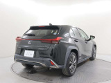 車庫入れなどの運転時に障害物の接近をモニターに表示とブザーで知らせるクリアランスソナー
