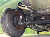 お車を安心してお乗りいただく為には、足回りの定期点検が欠かせません。サービスサポート(有償保証)では無料点検もご提供しており、安心のカーライフをお過ごしいただけるサポート体制が整っています。
