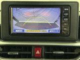 バックモニターで、後方を確認しながら安心して駐車することができます。運転初心者も熟練者も必須の機能ですよ!