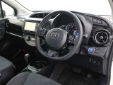 運転席廻りです。