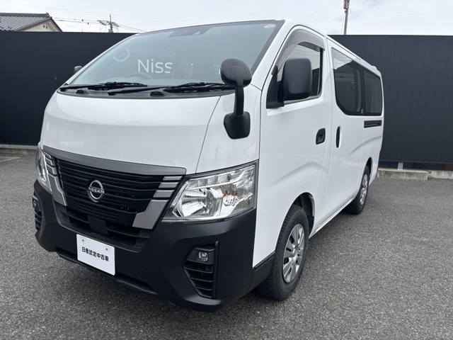 キャラバン 2.4 DX ロングボディ ディーゼルターボ 4WD