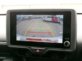 バックモニター付きですので、日常の駐車はもちろん、人や障害物などを映像で確認できるので安心です!(補助装置になりますので、目視でもご確認ください)