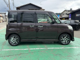 両側パワースライドドア付きで便利!小さなお子様も乗り降り楽々です♪スイッチは運転席にもありますよ!