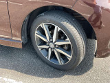 スタイリッシュな純正アルミホイール 165/55R15★