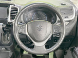【純正革巻きステアリング】上質な革を使用することで、手にしっかり馴染みとても運転しやすいハンドルです♪