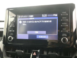 ディスプレイオーディオになります。スマートフォン、iPhoneをコードで接続して地図アプリなどをご利用いただけます。