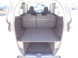 ◆定員乗車時のカーゴルームです。普段のお買い物の荷物やたくさんの収納が可能です。