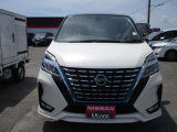 セレナ 1.2 e-POWER ハイウェイスターV 