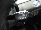 ミリ波レーダーと単眼カメラで先行車との車間距離を保って走行できるレーダークルーズコントロールです(全車速追従機能付)