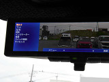 インテリジェントルームミラーです。クリアな後方視界で安全運転をサポートします。