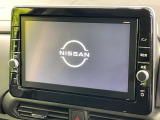 【大画面ナビ】人気の大型9インチナビを装備。存在感のある大画面はインパクト大!ナビ利用時のマップ表示は見やすく、テレビやDVDは臨場感がアップ!いつものドライブがグッと楽しくなります♪