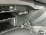 ETCは、高速道路料金所の渋滞を避け、時間と手間を省くことができます。また、料金の支払いや精算の手間が省け、便利で快適なドライブをサポートします