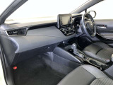 前方の見通しが良いすっきりした視界、誰でも扱いやすく運転できます。疲れにくく安心ドライブを更に快適なものにします!