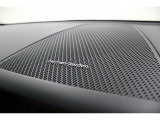 harman/kardon製のプレミアムサウンドシステムはセンタースピーカーの搭載により臨場感あふれるサラウンドを体感できます。