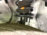 お車を安心してお乗りいただく為には、足回りの定期点検が欠かせません。サービスサポート(有償保証)では無料点検もご提供しており、安心のカーライフをお過ごしいただけるサポート体制が整っています。