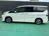 左サイドビューです