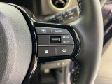 Hondaセンシングの機能のひとつ、アダプティブクルーズコントロール付!アクセルから足を離しても設定したスピードと前車との車間を保ち走行してくれます!車線維持もアシスト☆高速道路で疲労軽減ですね☆