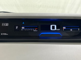 視認性の高いメーター回り。いろいろな情報も表示されます。
