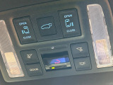【パワーバックドア】スマートキーや運転席のボタンを押すだけでリアゲートが自動で開閉します!荷物を持っている時や、高い位置にあるバックドアを閉める際に便利な機能です♪