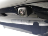 バックカメラが付いているので後方確認が非常にしやすいです。今や運転初心者も熟練者も必須装備!ついていて損はないですね♪