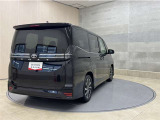 お車をご購入時のみご入会頂ける「メンテナンスパスポートUプラン」がございます。定期点検と次回車検整備費用を前払い頂くことでお得に整備をお受け頂けます。