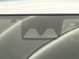 【トヨタセーフティセンス】走行中に前方の車両等を認識し、衝突しそうな時は警報とブレーキで衝突回避と被害軽減をアシスト。より安全にドライブをお楽しみいただけます。