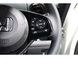 Hondaセンシングの機能のひとつ、アダプティブクルーズコントロール付!アクセルから足を離しても設定したスピードと前車との車間を保ち走行してくれます!車線維持もアシスト☆高速道路で疲労軽減ですね☆