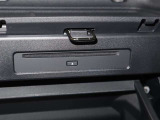 CD,DVD再生が出来るのでドライブが楽しみになりますね