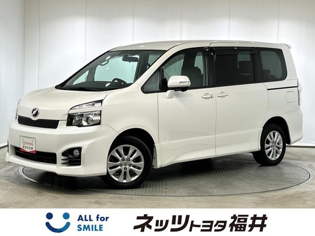 ヴォクシー 2.0 ZS 4WD