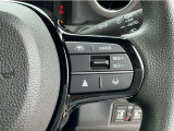Hondaセンシングの機能のひとつ、アダプティブクルーズコントロール付!アクセルから足を離しても設定したスピードと前車との車間を保ち走行してくれます!車線維持もアシスト☆高速道路で疲労軽減ですね☆