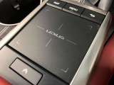【ナビゲーションの操作スイッチ】パソコンのマウスを動かす感じで操作できます。