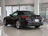 BMWを熟知したメカニックよる100項目の納車前点検☆ドイツ本国と同様の教育・訓練を受けたBMW専門メカニックが100項目にも上るポイントを徹底的にチェックいたします。