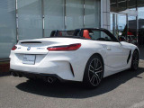 名鉄AUTOオリジナルコーティングMコートをはじめウインドフィルム施工、ドライブレコーダー取付、BMWパフォーマンスアクセサリーなど各種承ります。