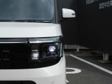 LEDヘッドライトです。夜道でも明るいですよ。