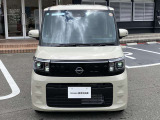 しっかりとしたフロント周りに大きなフロントガラスで見通しも良いですよ!