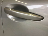 鍵穴が見えないスタイリッシュなドアノブ!あなたは鍵穴がどこにあるか分かりますか?