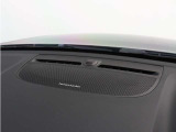 【harman/kardon】世界のオーディオファン垂涎のプレミアムサウンドシステムを搭載。原音に近い音場空間を忠実に再現。乗る人すべてに最良の音響体験を提供します。