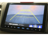 バックカメラが装備されており、後方の安全確認はもちろんのこと狭い場所での駐車や雨の日・夜間など視界の悪いコンディションでのストレスの軽減にもなります!