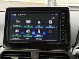 日産純正メモリーナビ。操作も簡単なタッチパネルです。