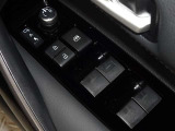 電動格納式ドアミラー・パワーウインドウを装備しています。