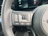手元でナビの音量調整等が出来るのでナビの操作によるわき見運転を防止することが出来ます。