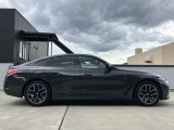 ご納車後も全国約200拠店のBMW正規ディーラーサービス工場にて保証対応いたします。お近くのBMW正規ディーラーをご案内の上、アフターメンテナンスをお受け頂けますので、安心してお乗りいただけます!!